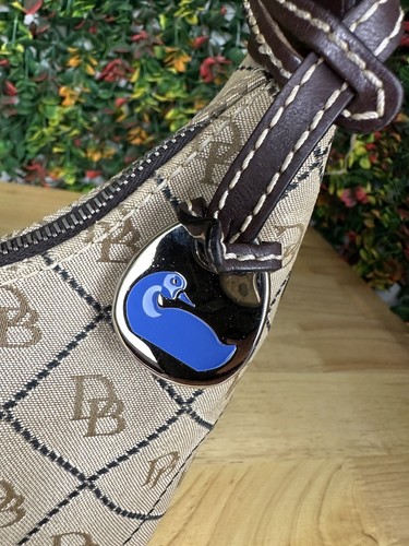 Dooney & Bourke Small Signature Shoulder Bag Tan Brown Beige Purse Hobo Mini GUC - Picture 2 of 13