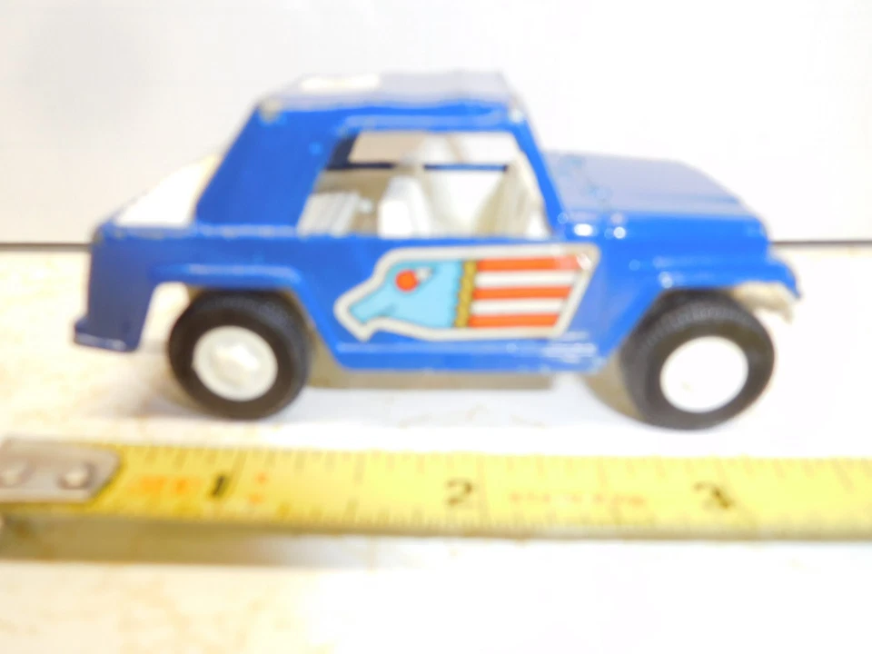 Camión Jeepster Tootsietoy American Eagle 1970 vintage azul EE. UU. Foto 2 de 4
