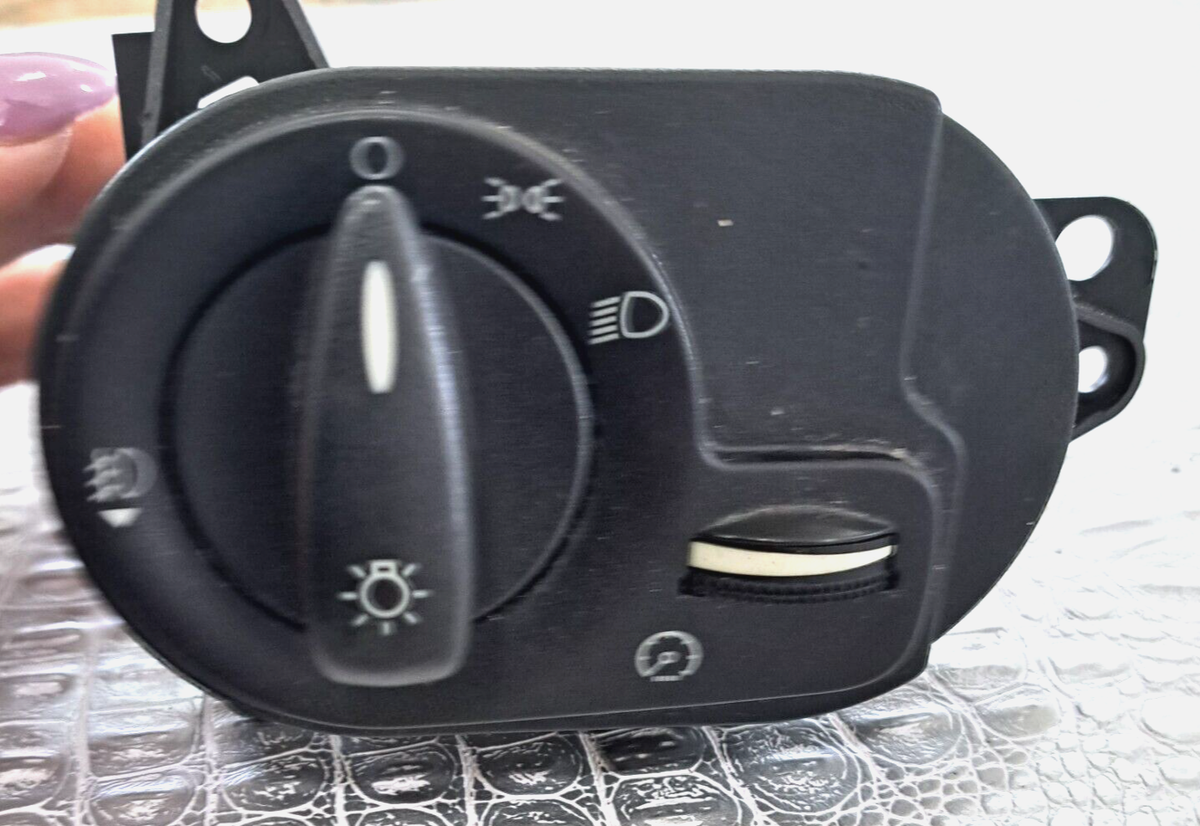 2004-2007 Ford Focus Headlight Lamp Control Switch Head Fog Light