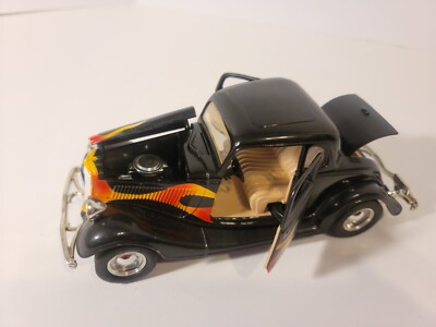 Diecast 1934 Ford Coupe Hot Rod 1:24 #68017 Black with