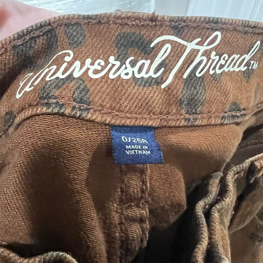 Universal Thread Women's Leopard Print High-Rise … - image 8