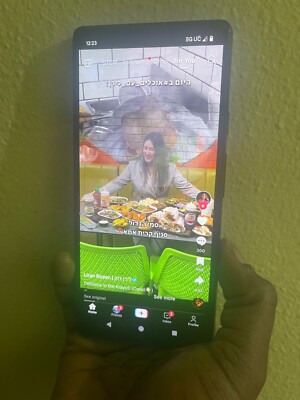 Google Pixel 6a - 128 GB - Chalk (Metro) with Tic Tok
