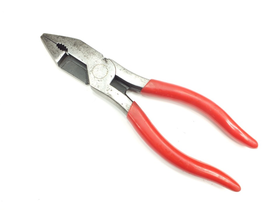 MAC TOOLS 8" COMBINATION WIRE CUTTING PLIERS CUTTERS CUTTER DYKES