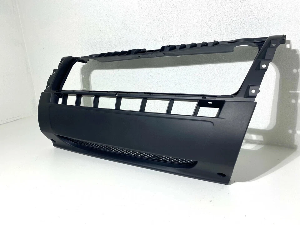 For 2019-2022 Ram Promaster Front Bumper Center Left Right Side Cover Black - Imagem 4 de 4