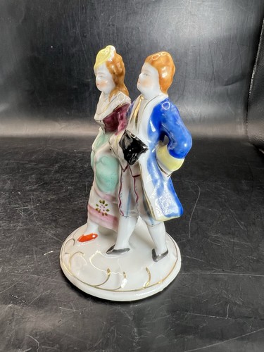 Estatuilla de pareja bailando cortejo victoriano vintage hecha en Japón - Imagen 2 de 18
