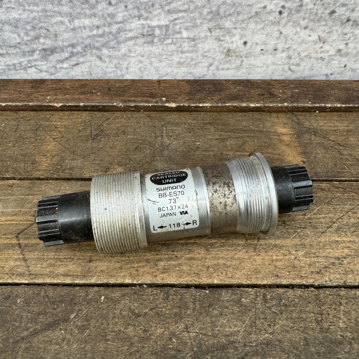 Shimano BB-ES70 Bottom Bracket 73mm BSA 118mm Octalink V1 MTB