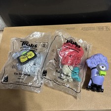 McDonald's 2020 Dreamworks TROLLS WORLD TOUR lot of 3 toys 2 are sealed