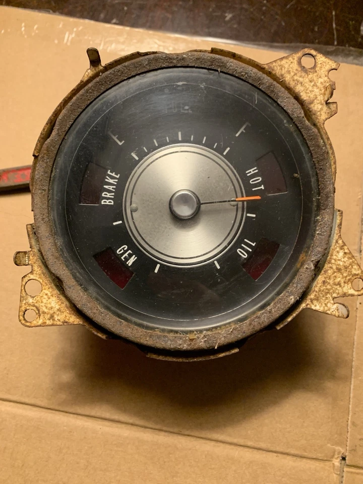 1970 1971 1972 Oldsmobile 442 Cutlass F85 Dash Fuel Gas Gauge GM OEM - Image 2 of 4