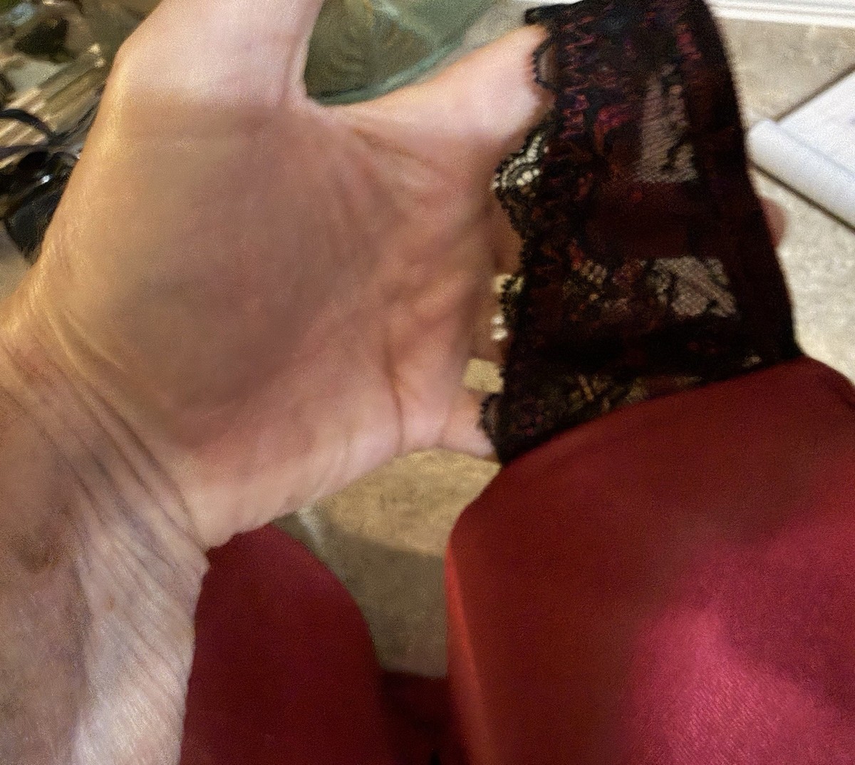 VINTAGE CATHERINES INTIMATES MAROON & BLACK BRA!   50 D View 4