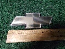 2006-2013 Chevrolet Impala Front Grille Badge Emblem Gmx211 Oem 1s2