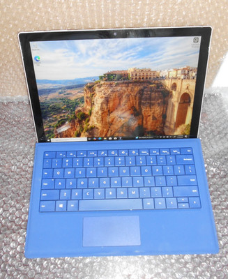 Microsoft Surface Pro 1796 m3-7Y30 4GB RAM 128GB SSD 12.3'' 1.00GHz Win 10 Pro