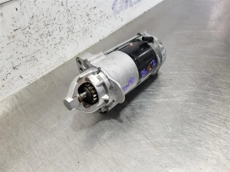 Chevy Camaro 20 2020 motor de arranque de 2,0 L  Foto 3 de 4