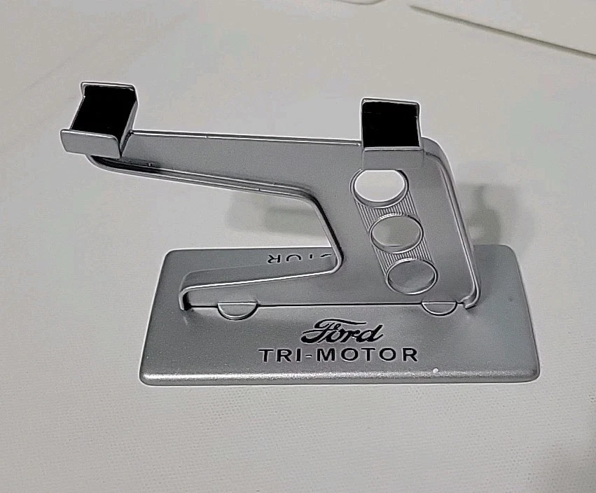 ERTL Collectibles Prestige Series Ford Tri Motor Die-cast Metal Replica - Image 4 of 4