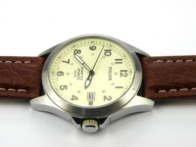 Yt57-x041 Pulsar Men's Kinetic Military Sports Watch - 100m for
