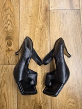 BOTTEGA VENETA TOE RING HEEL SANDALS SIZE 37 EU, 6.5 US, 4 UK