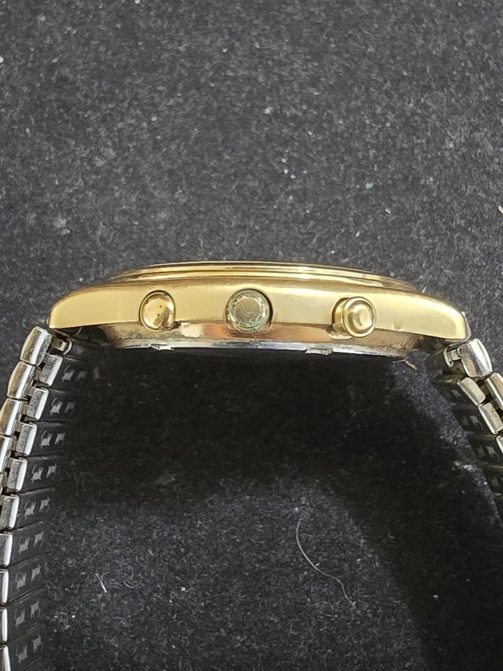 Men's Seiko World Timer Chronograph Gold Tone Quartz Watch 5T52-6A29 - Image 2 of 4