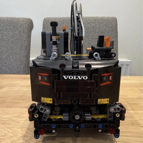 Lego Volvo Ew160e 42053 Technic Excavator 100% Complete no Instructions no Box