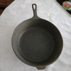 Clean Wagner Ware Sidney O Cast Iron Skillet #8 1088a  10" x 3" Vintage Chicken