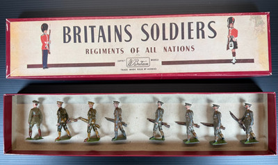 Britains 1290B Territorials Lead Soldiers Boxed Set Vintage Pre War Mixed Finish