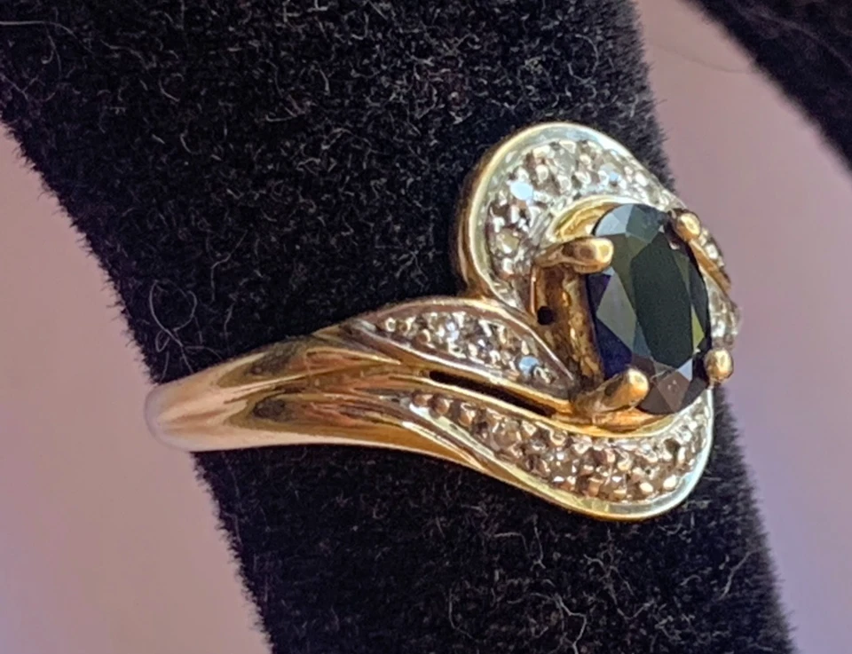 MAGNIFIQUE BAGUE EN OR JAUNE 18 CARATS 750 + GROS SAPHIR + 18 DIAMANTS ! - Photo 2/4