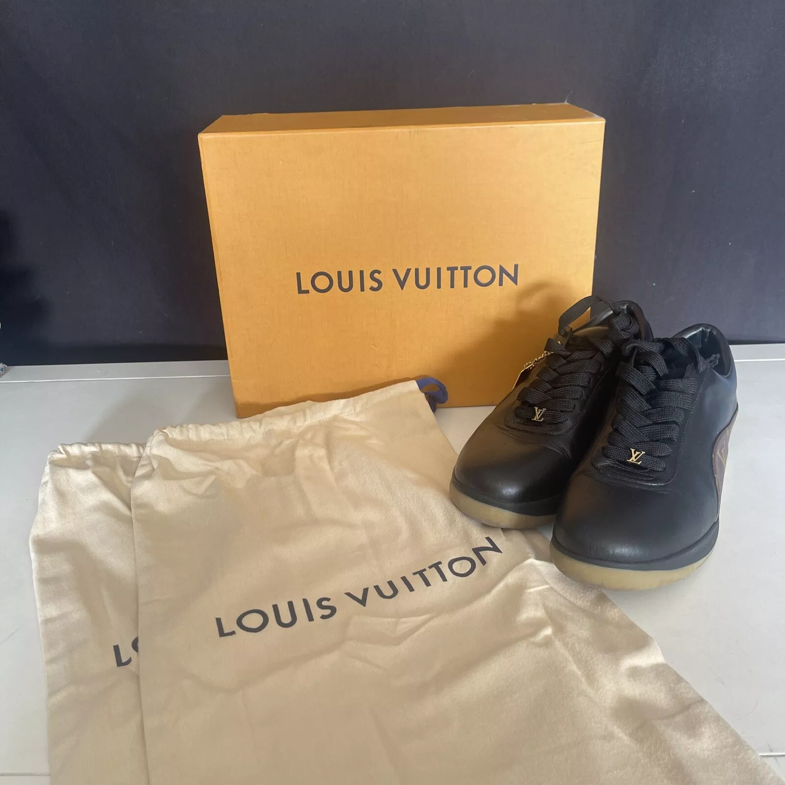 Baskets authentiques pour hommes Louis Vuitton Supreme 7,5 cuir noir marron CL0147