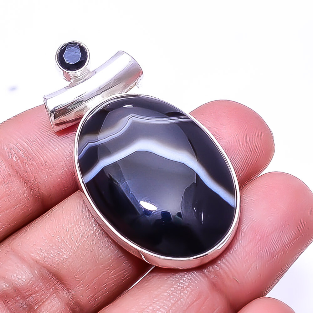 Natural Black Banded Agate Onyx 925 Sterling Silver Pendant 1.64 Inches