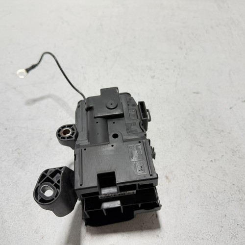 2014-2017 Mercedes-Benz S 550 Fuse Relay Junction Box OEM - Picture 14 of 20