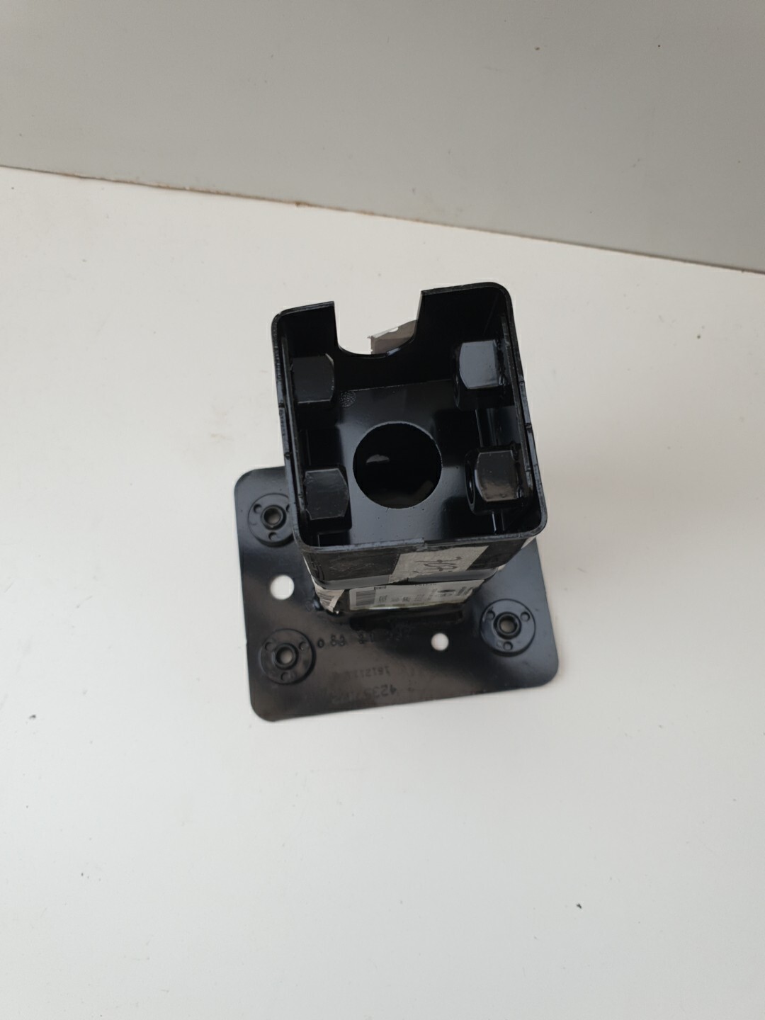 Genuine Vauxhall Mokka Right Front Bumper Damper 42357372 for sale 