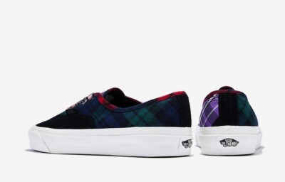 Size 9 - Vans Authentic 44 DX Anaheim Factory - Black Plaid Mix