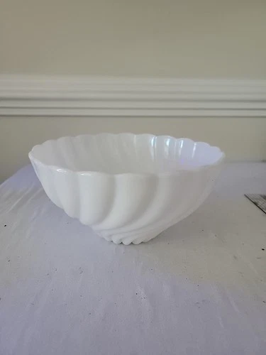 Vintage Hazel Atlas Alpine White Swirl Serving Bowl, Milk Glass,10.5in*5.5in