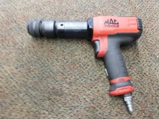 Mac Tools MPH1911 Anti-Vibration Long Barrel Air Hammer