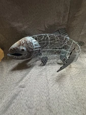 Vintage Wire Metal Fish Basket Wall Decor - Rustic Nautical Cabin Lodge