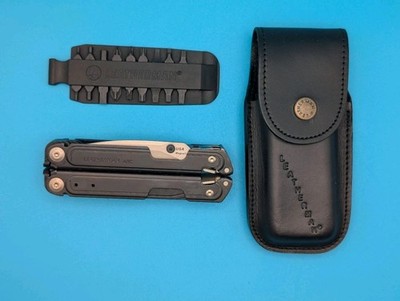 Leatherman Arc Obsidian Multitool. Limited Edition w/Leather