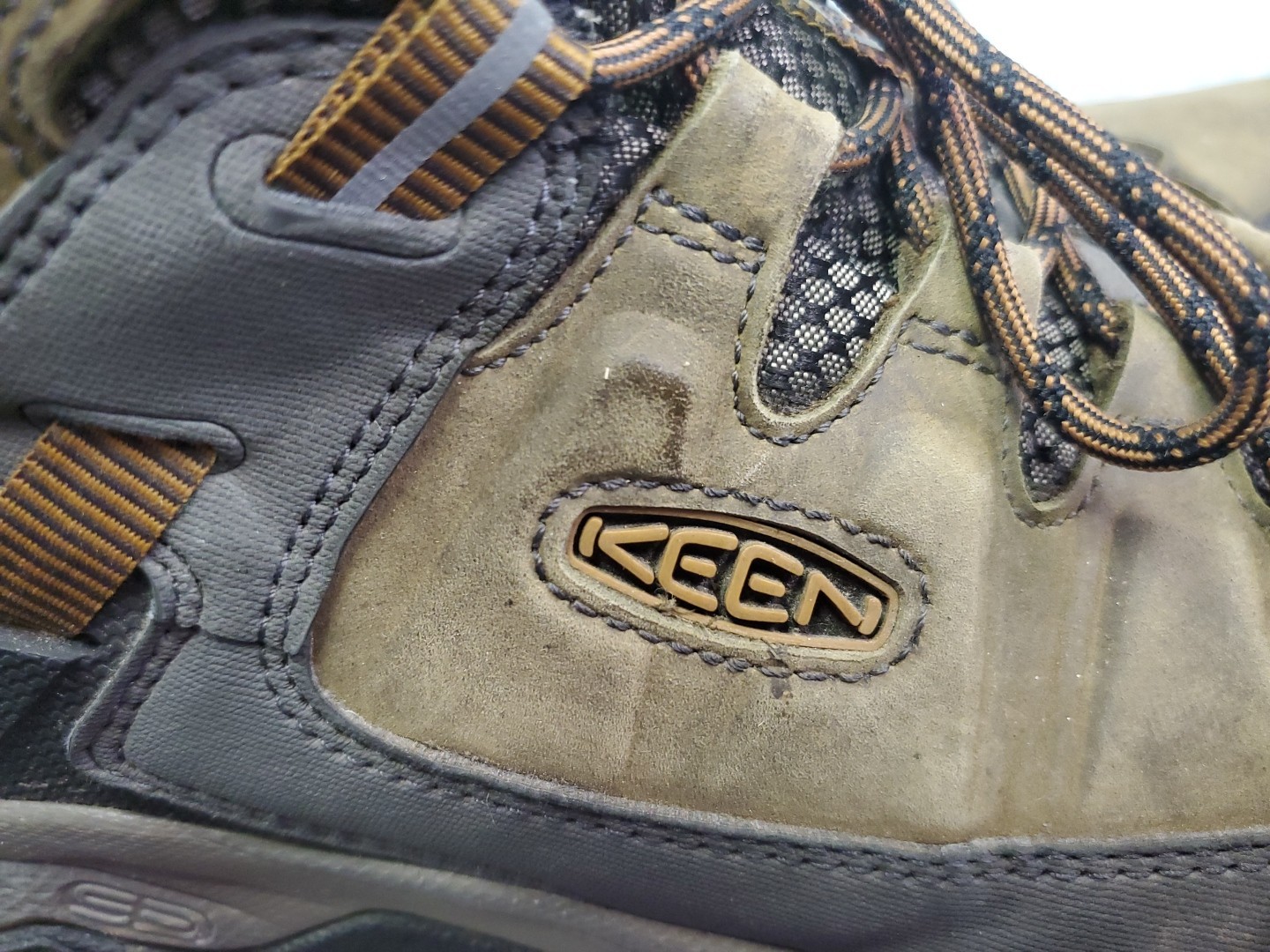 Stivali da trekking KEEN Targhee II Mid impermeabili da uomo taglia 11 pelle marrone 1017787