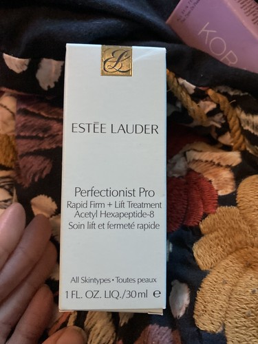 Estée Lauder Perfectionist Pro Firm New