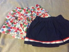 2 Girls Gymboree skirts size 5 EUC