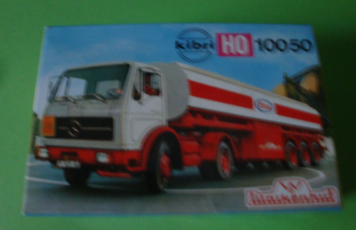 Kibri MB camión cisterna "ESSO" Wackenhut -10050- | Zustand: Neu