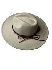 Ivory Wide Brim Rancher Fedora Hat NWOT One Size