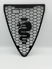 Griglia A Nido D'Ape Biscione Nero installabile su  Alfa Romeo 159