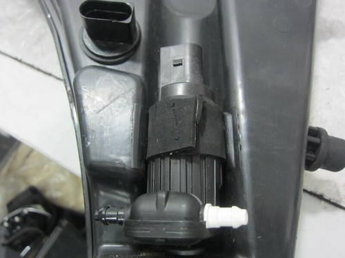 1K6955651 waschwasserpumpe PORSCHE MACAN 95BA 2018 1418047