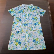 Unbranded Vintage 60's 70's Night Gown Womams Size Medium Housecoat Floral Robe