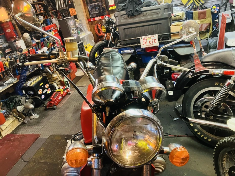 Honda: Gold Wing - Image 4 of 4