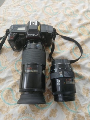 Minolta 5000 AF Analog-Set mit 2 Top-Objektiven (70-210mm f4 Beercan und 28-85mm