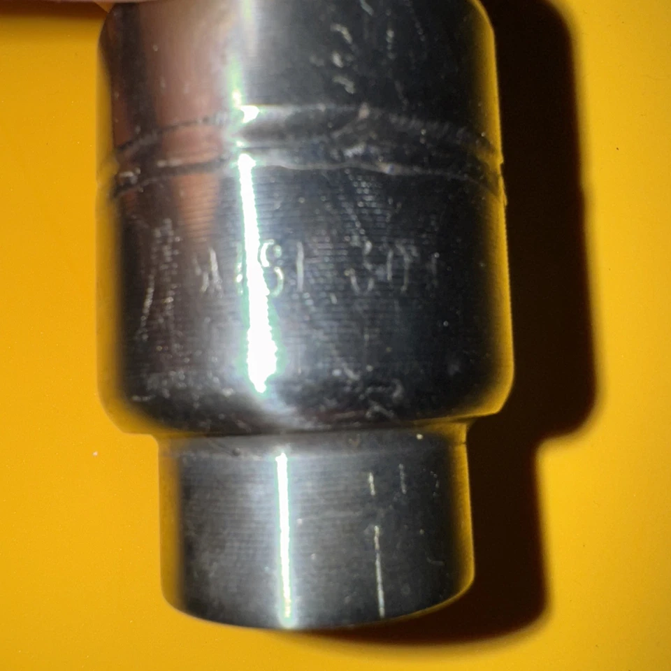 Válvula de retenção Tuttnauer aço inoxidável Poppet fabricante de equipamento original - Imagem 4 de 4