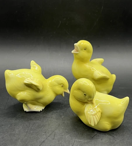 3 Vintage Wagner & Apel Porcelain Chicks Figurine Thuringia Germany