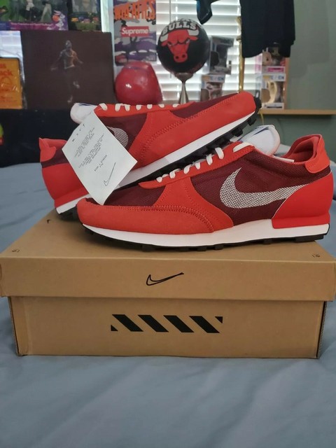 nike daybreak type red