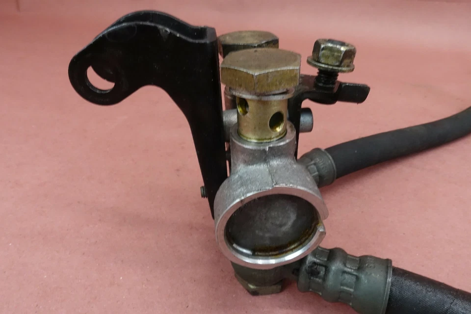 1996 - 2001 BMW R1100RT R1100 Oil Cooler Lines and Fittings - Image 4 of 4