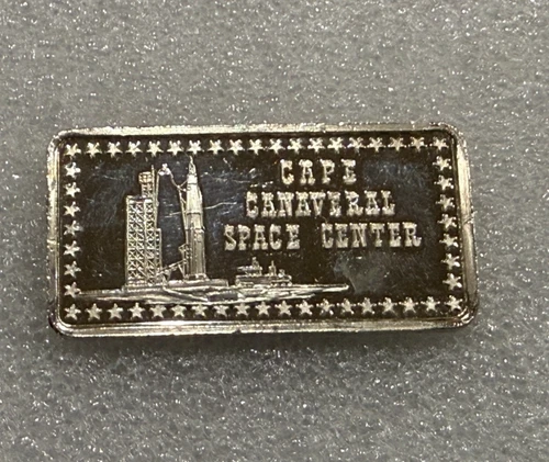 New ListingVintage Hamilton Mint 1 oz Silver Bar .999 ~ Cape Canaveral Space Center