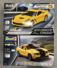 2x Revell  Bausatz 2014 Corvette Stingray und 2010 Ford Mustang GT