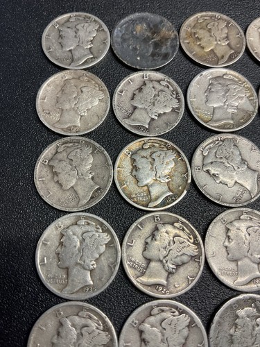 LOT OF 22 MERCURY DIMES-YEARS-DIFFERENT YEARS 1920 THRU 1945-LISTED IN COMMENTS - Picture 9 of 24